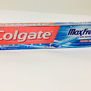 Colgate MaxFresh With Whitening
