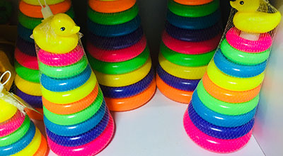 Colour ring play toy for children